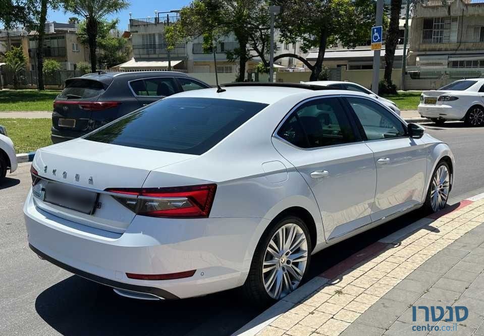 2020' Skoda Superb סקודה סופרב photo #5