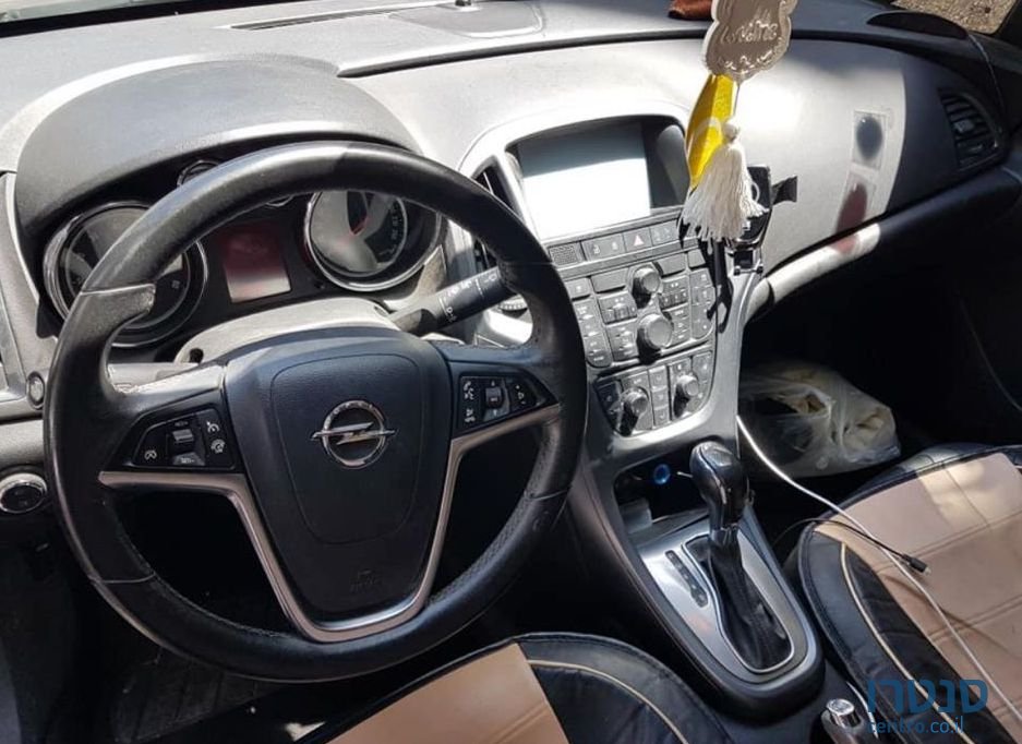 2013' Opel Astra אופל אסטרה photo #5
