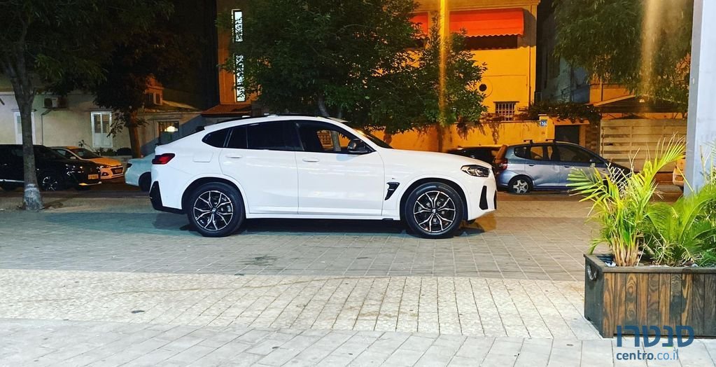 2022' BMW X4 ב.מ.וו photo #3