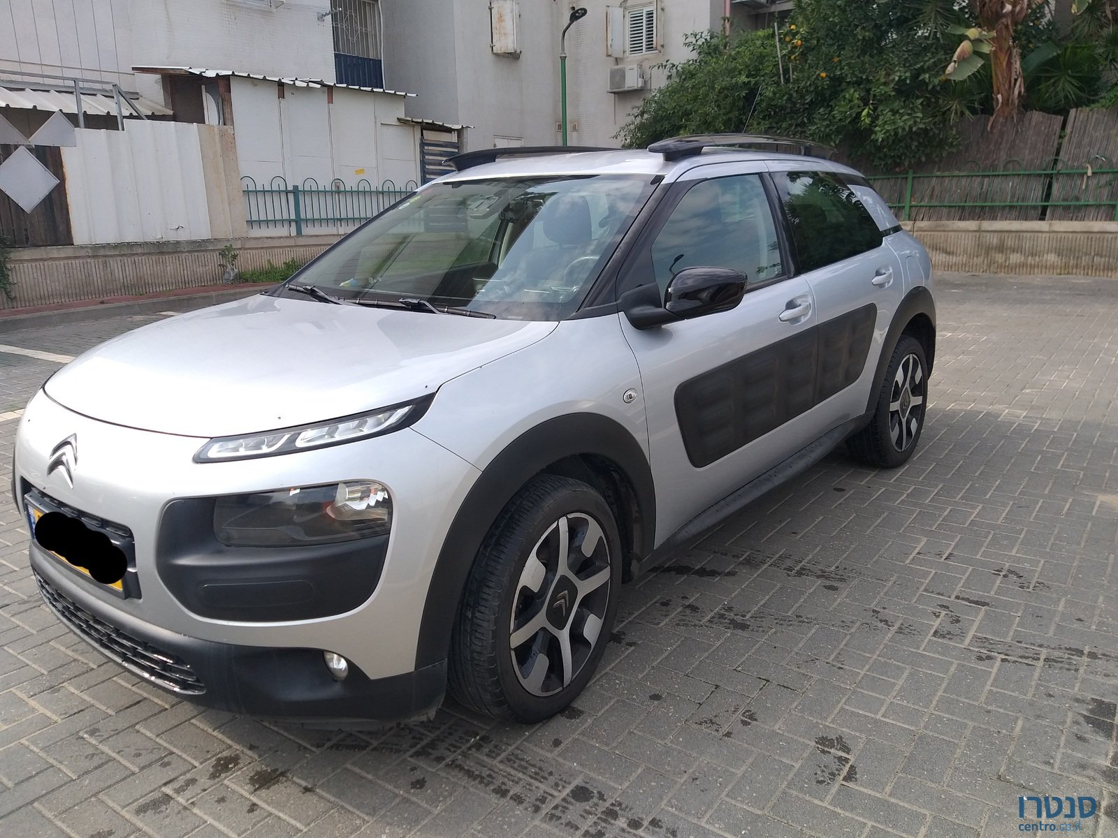 2018' Citroen C4 Cactus photo #4