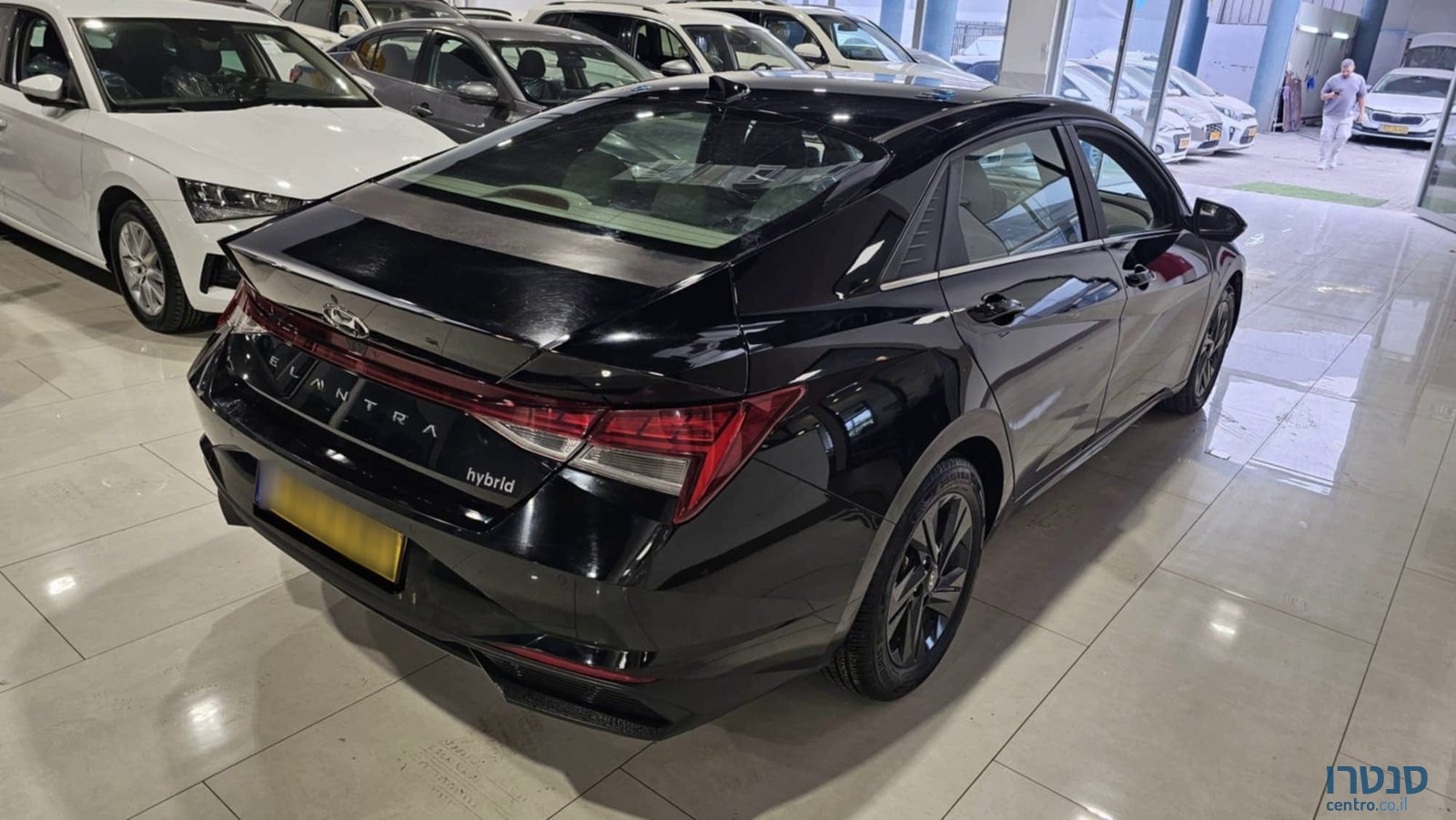 2022' Hyundai Elantra photo #4