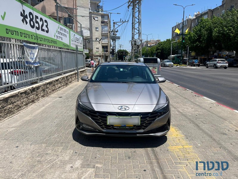 2021' Hyundai Elantra photo #3