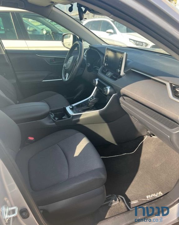 2020' Toyota RAV4 טויוטה photo #3