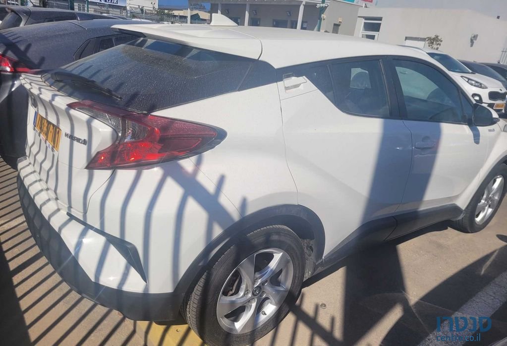 2019' Toyota C-HR טויוטה photo #4