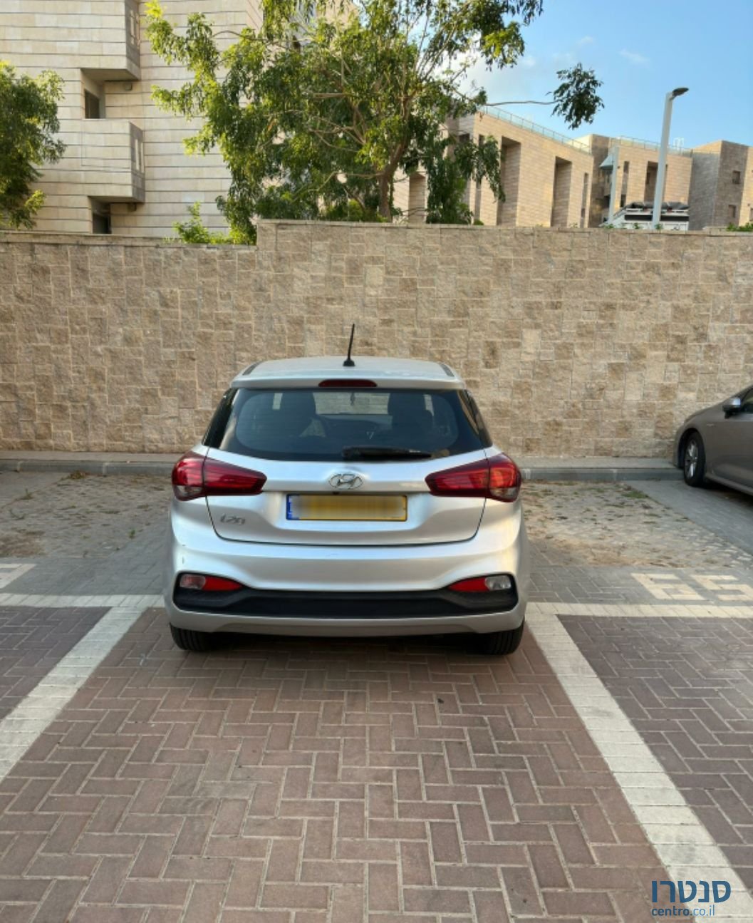 2020' Hyundai i20 יונדאי photo #1