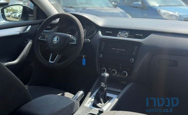 2019' Skoda Octavia סקודה אוקטביה photo #2