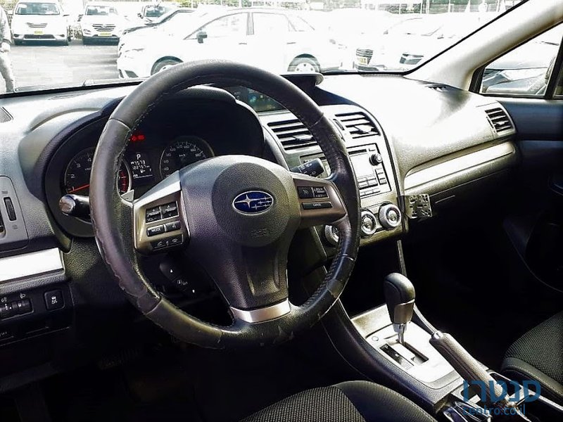 2014' Subaru XV photo #4