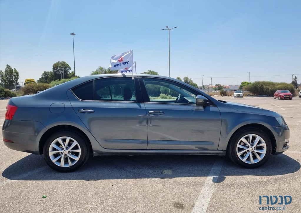 2018' Skoda Octavia סקודה אוקטביה photo #2