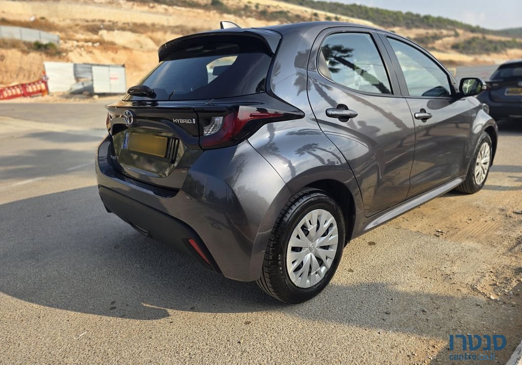 2021' Toyota Yaris טויוטה יאריס photo #3