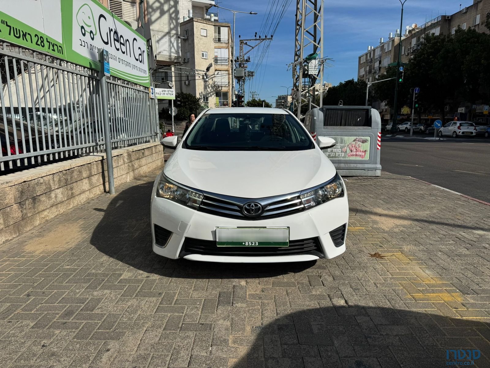 2015' Toyota Corolla photo #3