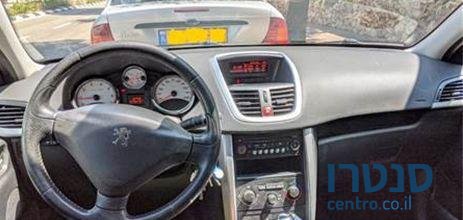2012' Peugeot 207 פיג'ו photo #3