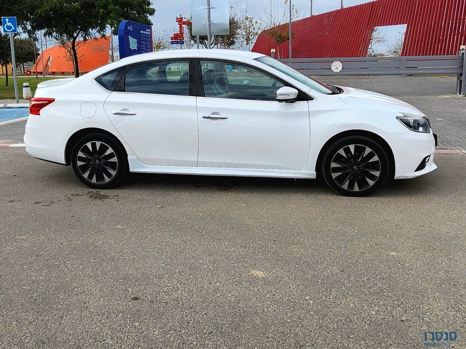 2017' Nissan Sentra ניסאן סנטרה photo #6