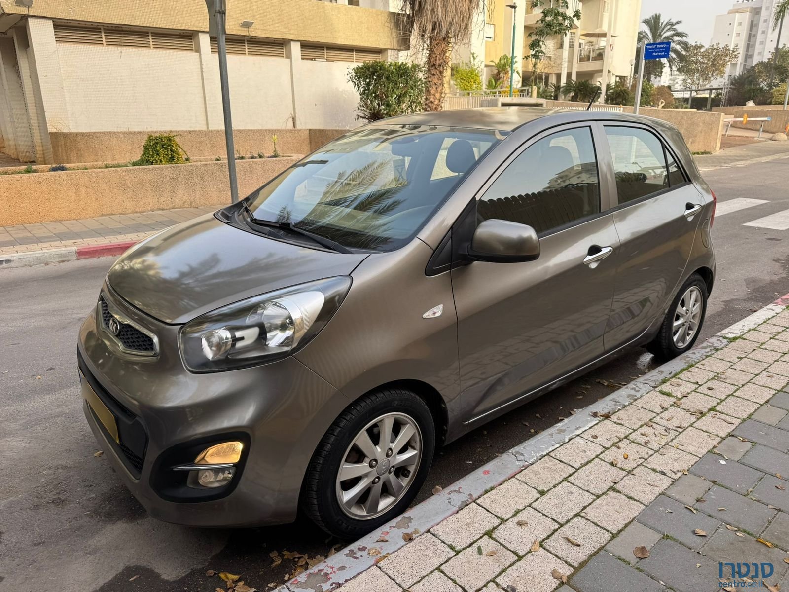 2015' Kia Picanto EX photo #1