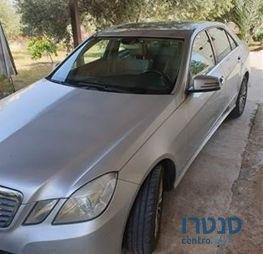 2009' Mercedes-Benz E300 מרצדס photo #3