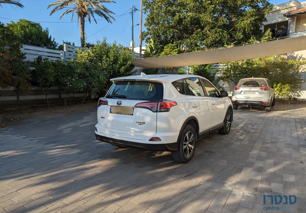 2017' Toyota RAV4 טויוטה photo #2