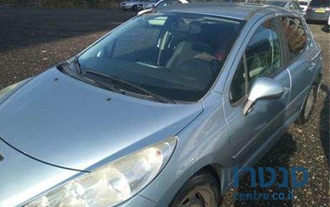 2012' Peugeot 207 פיג'ו photo #2