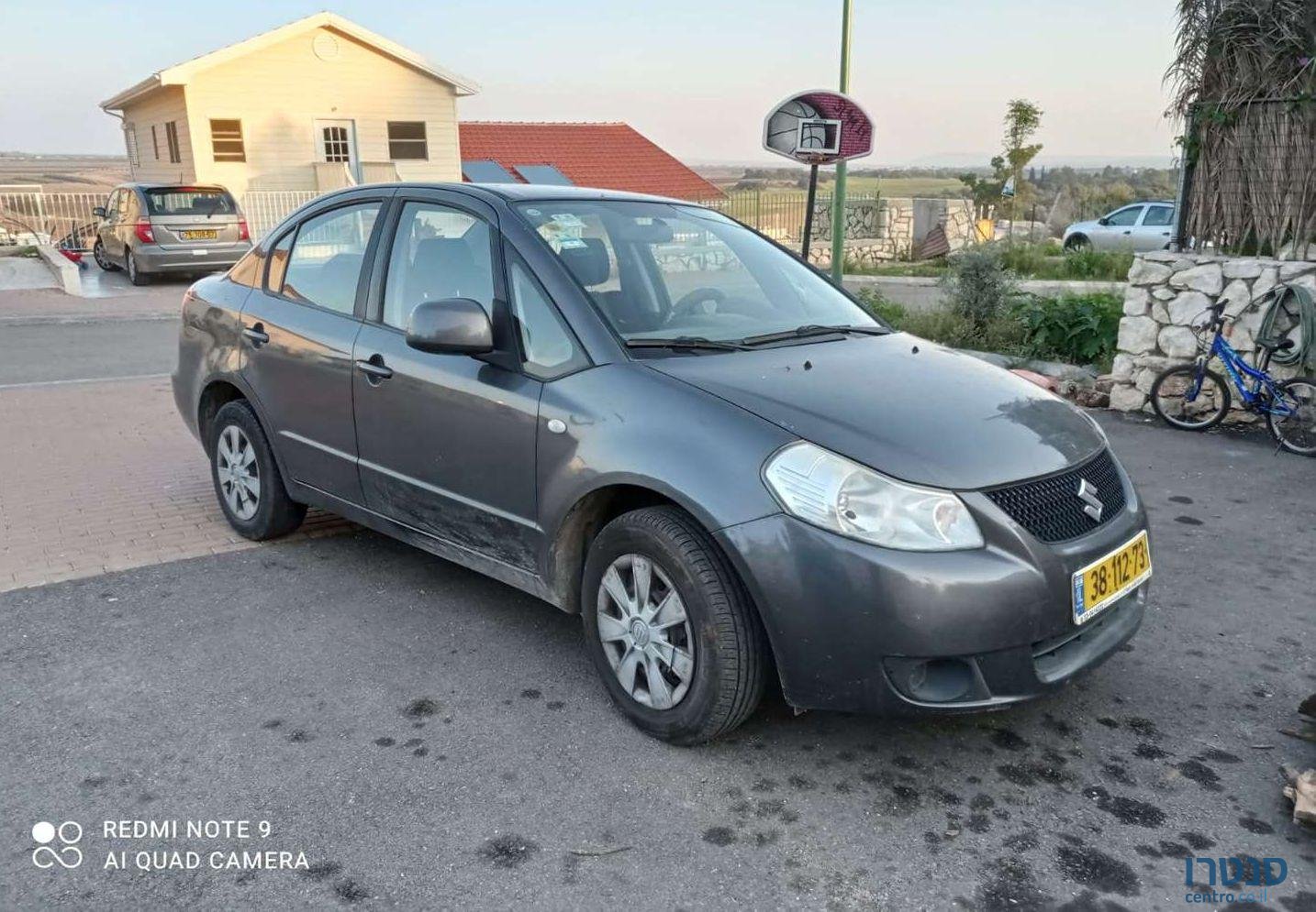 2010' Suzuki SX4 סוזוקי photo #3