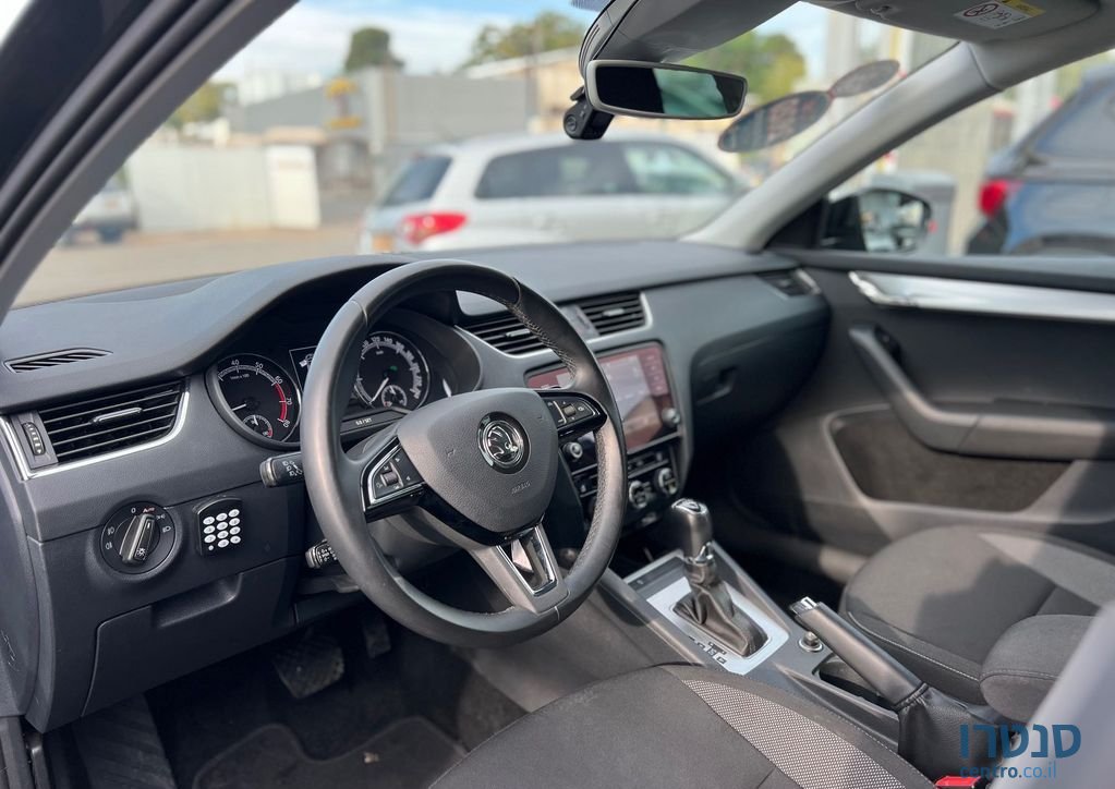 2020' Skoda Octavia סקודה אוקטביה photo #4