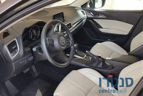 2018' Mazda 3 מאזדה 3 ספיריט photo #3