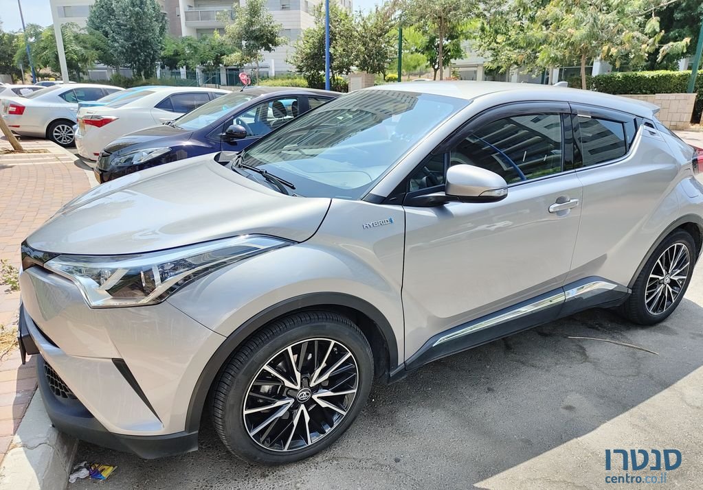 2018' Toyota C-HR טויוטה photo #3