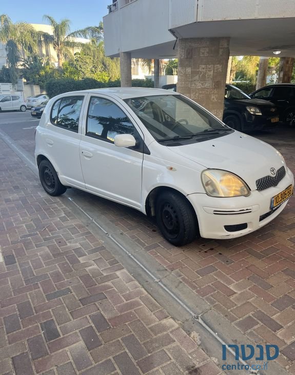 2004' Toyota Yaris טויוטה יאריס photo #1