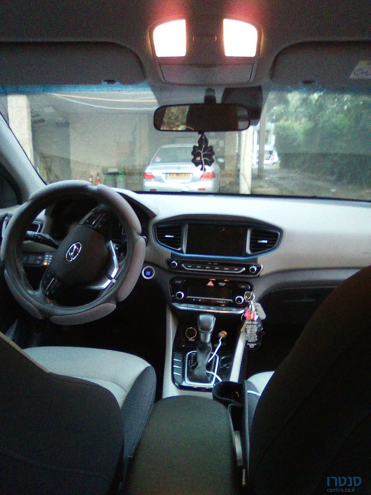 2017' Hyundai Ioniq יונדאי איוניק photo #1