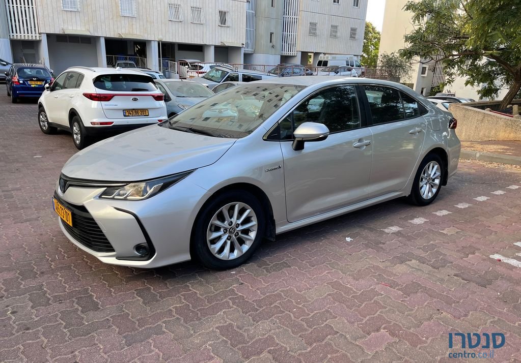 2019' Toyota Corolla טויוטה קורולה photo #2