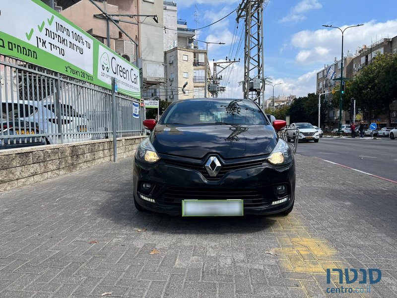 2019' Renault Clio photo #1