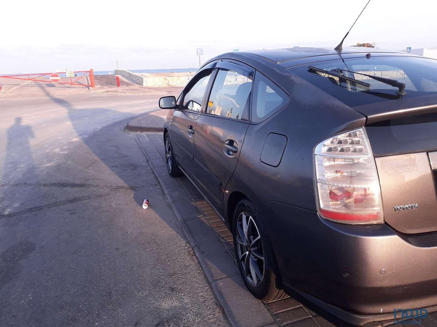 2008' Toyota Prius טויוטה פריוס photo #1
