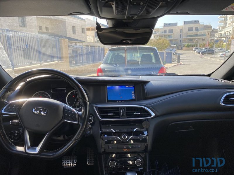 2018' Infiniti Q30 אינפיניטי photo #5