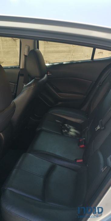 2017' Mazda 3 מאזדה photo #5