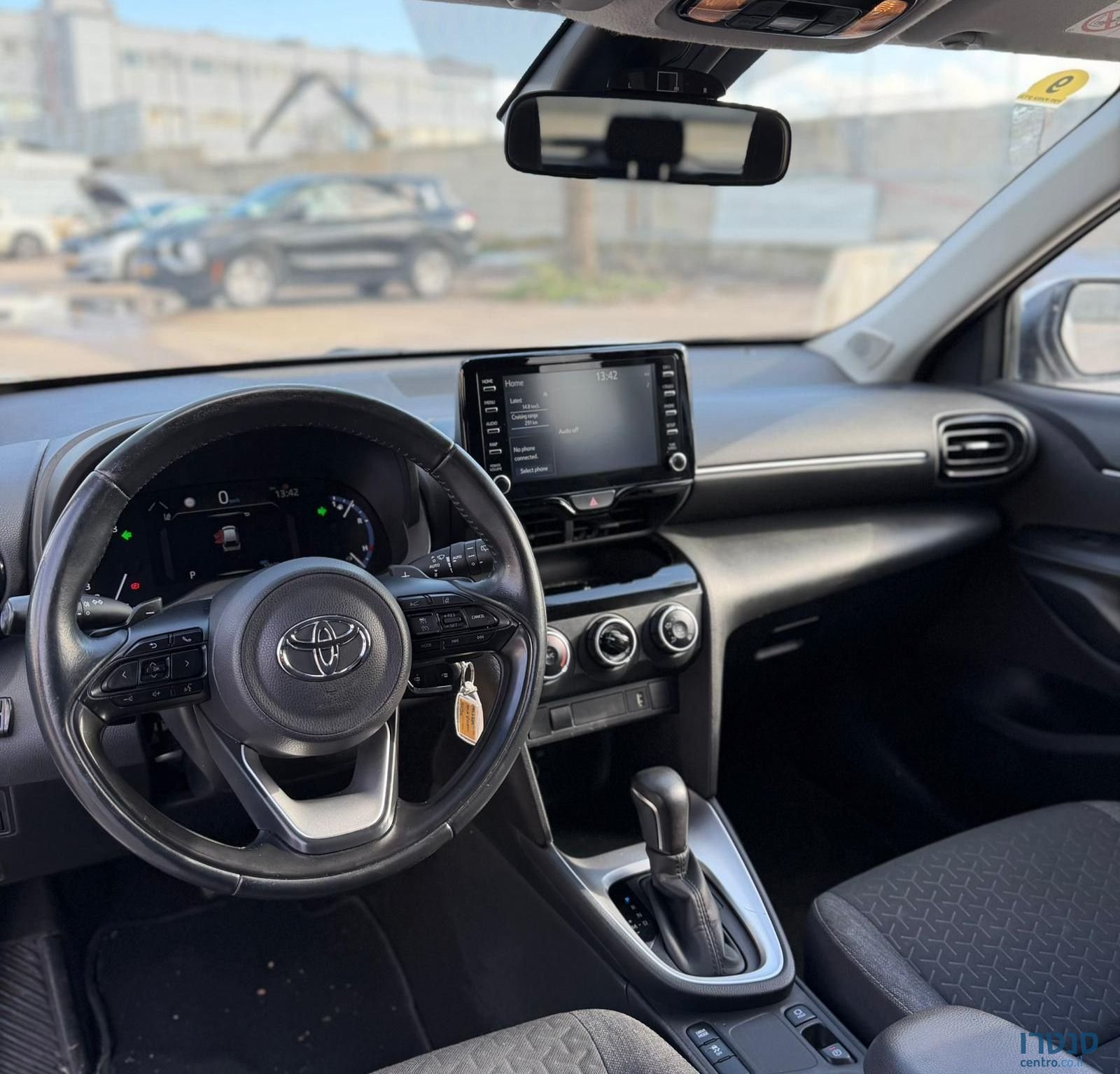 2023' Toyota Yaris Cross טויוטה יאריס קרוס photo #5