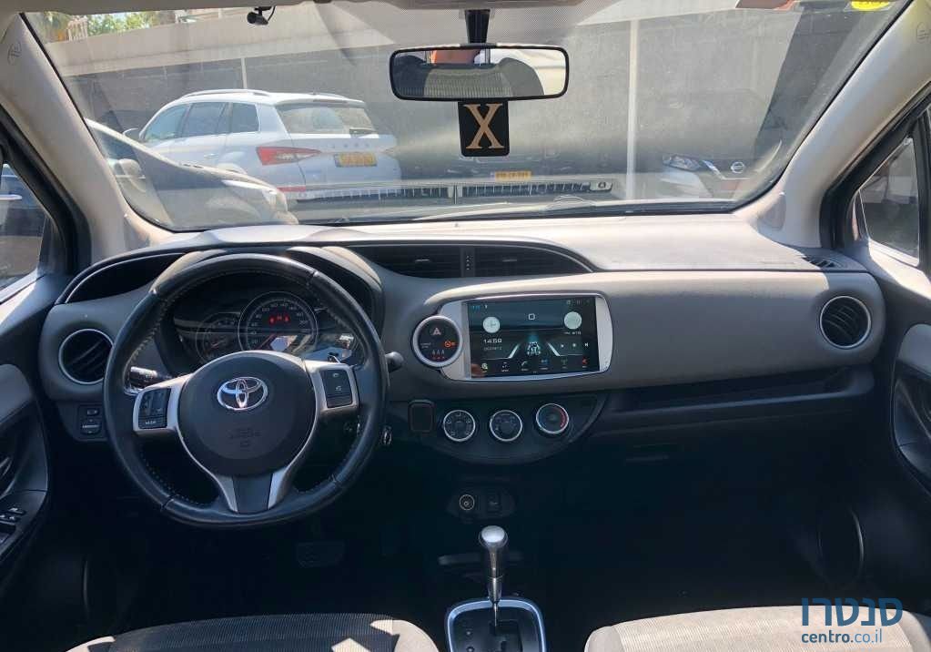 2016' Toyota Yaris טויוטה יאריס photo #6