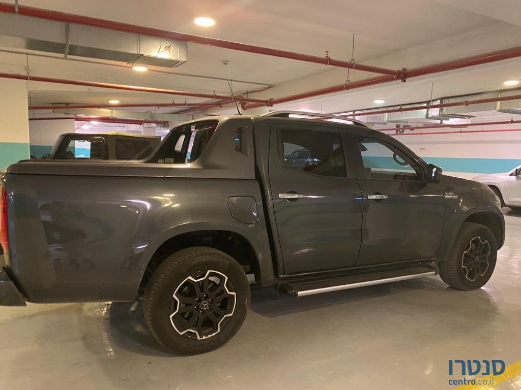 2019' Mercedes-Benz X Class 350 photo #2