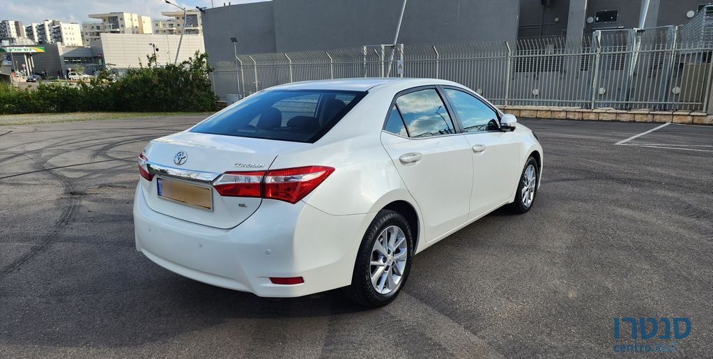 2015' Toyota Corolla טויוטה קורולה photo #3