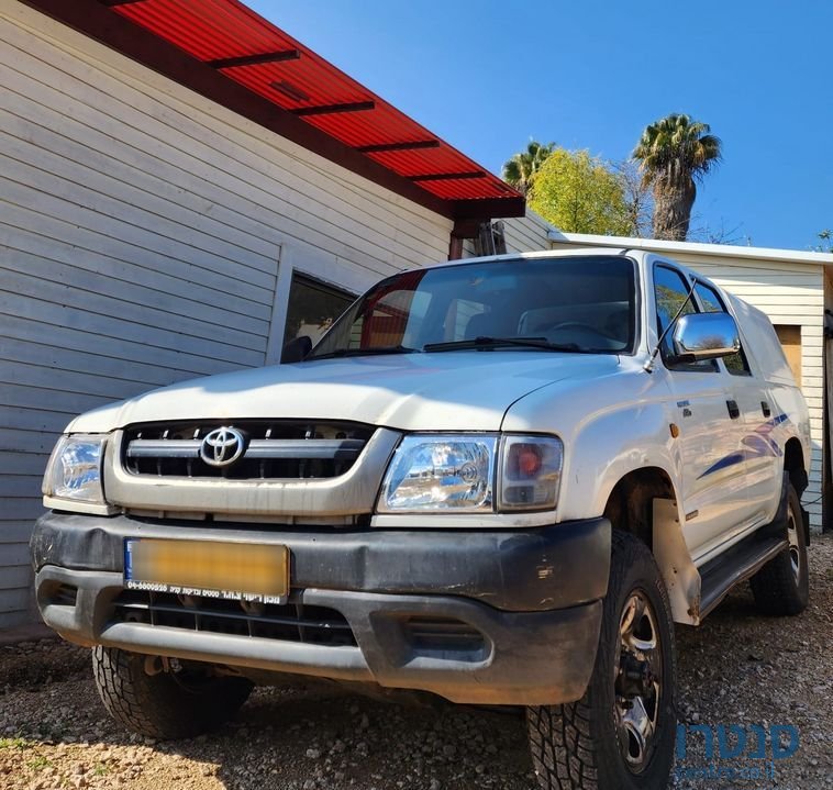 2003' Toyota Hilux טויוטה היילקס photo #1