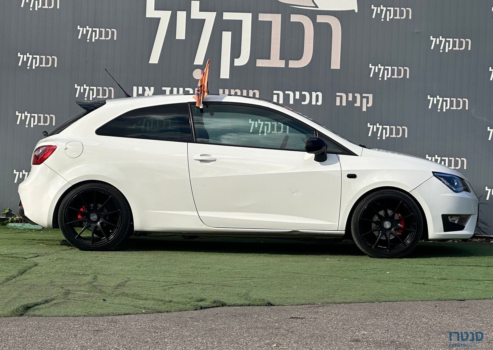 2013' SEAT Ibiza סיאט איביזה photo #3