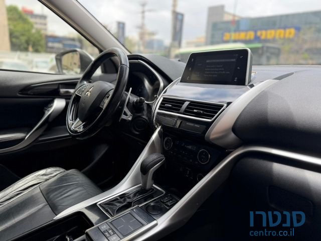 2018' Mitsubishi Eclipse Cross מיצובישי אקליפס קרוס photo #2