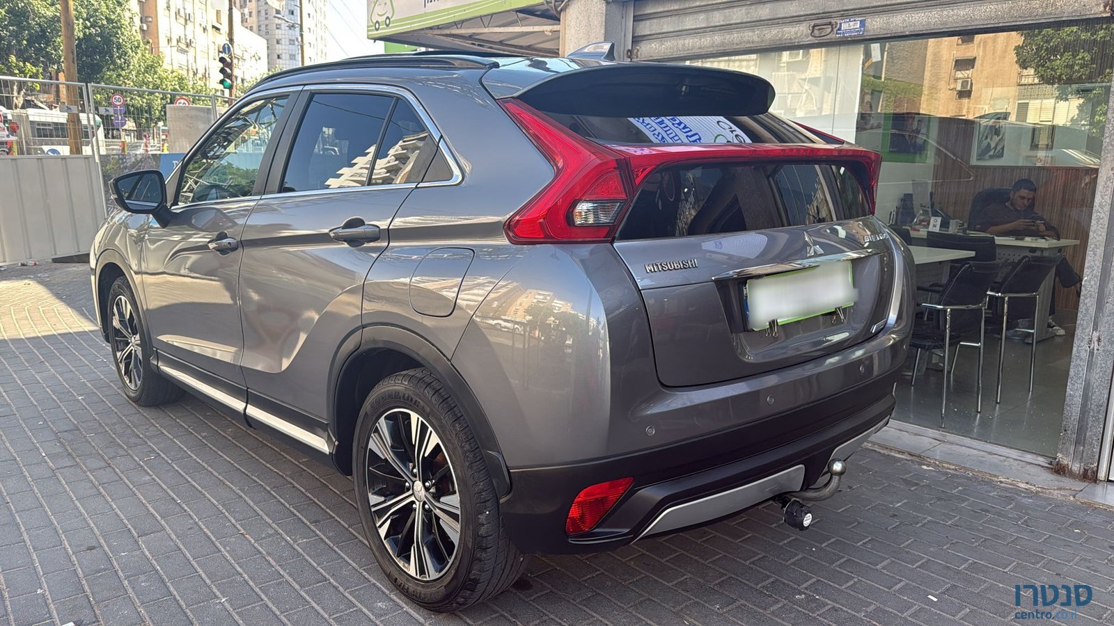 2018' Mitsubishi Eclipse Cross photo #4