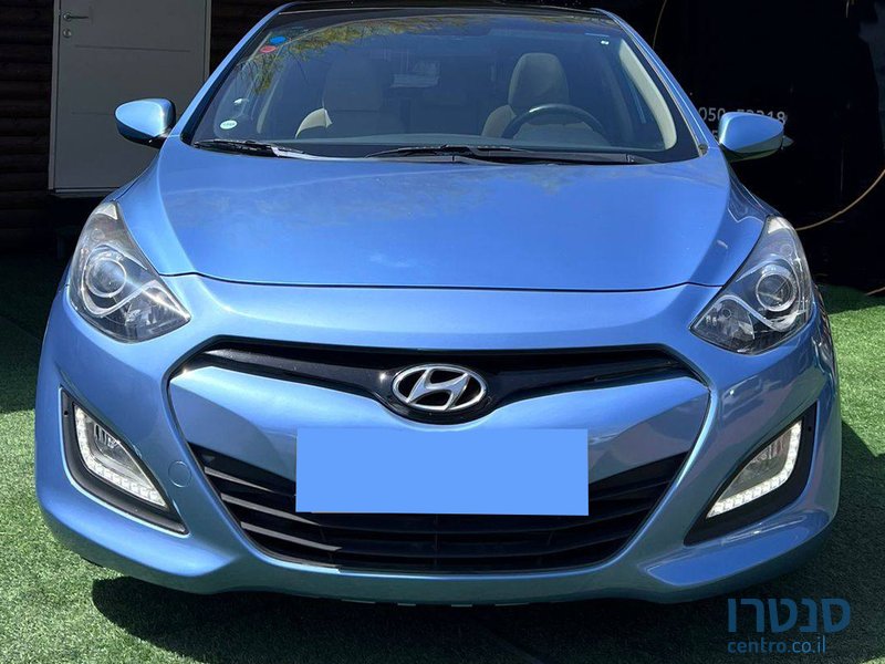 2015' Hyundai i30 photo #1