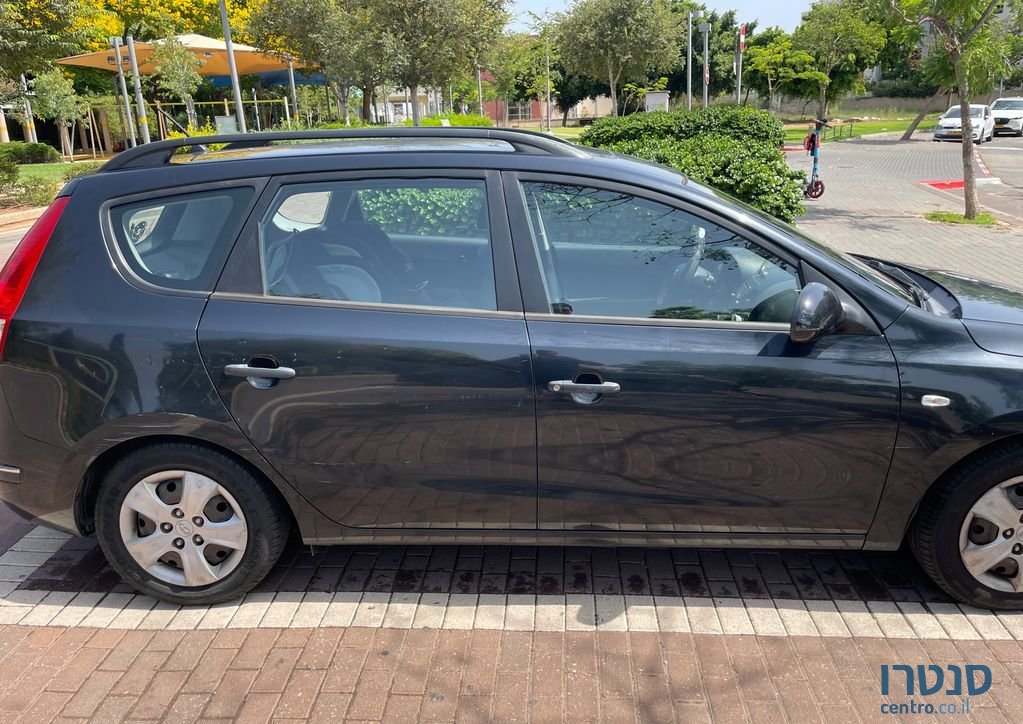 2010' Hyundai I30Cw יונדאי photo #6