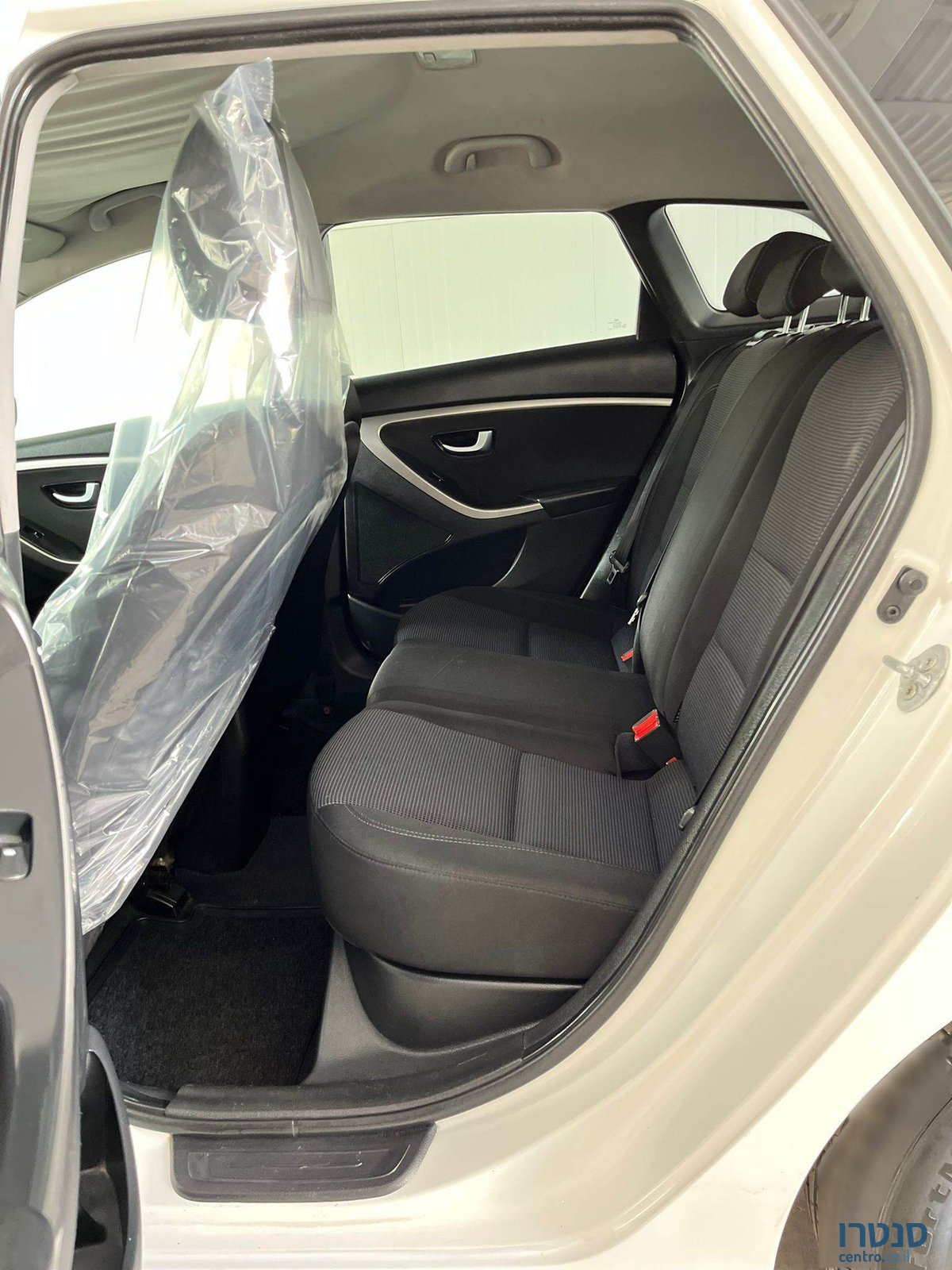 2015' Hyundai i30 photo #5