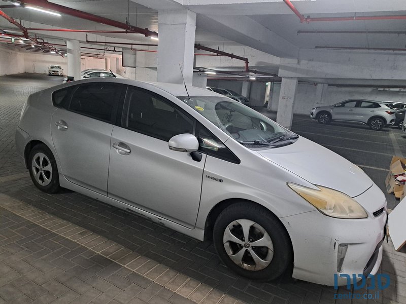 2013' Toyota Prius טויוטה פריוס C photo #1