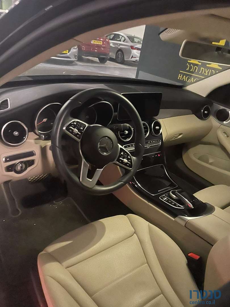 2020' Mercedes-Benz 300 מרצדס photo #3
