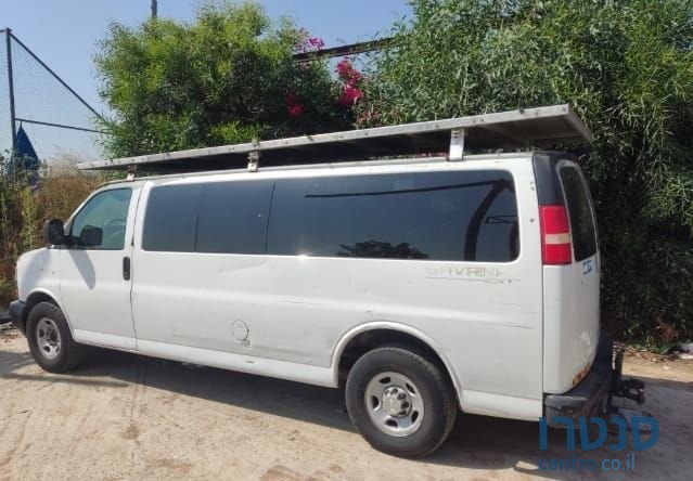 2009' Chevrolet Savana שברולט סוואנה photo #2