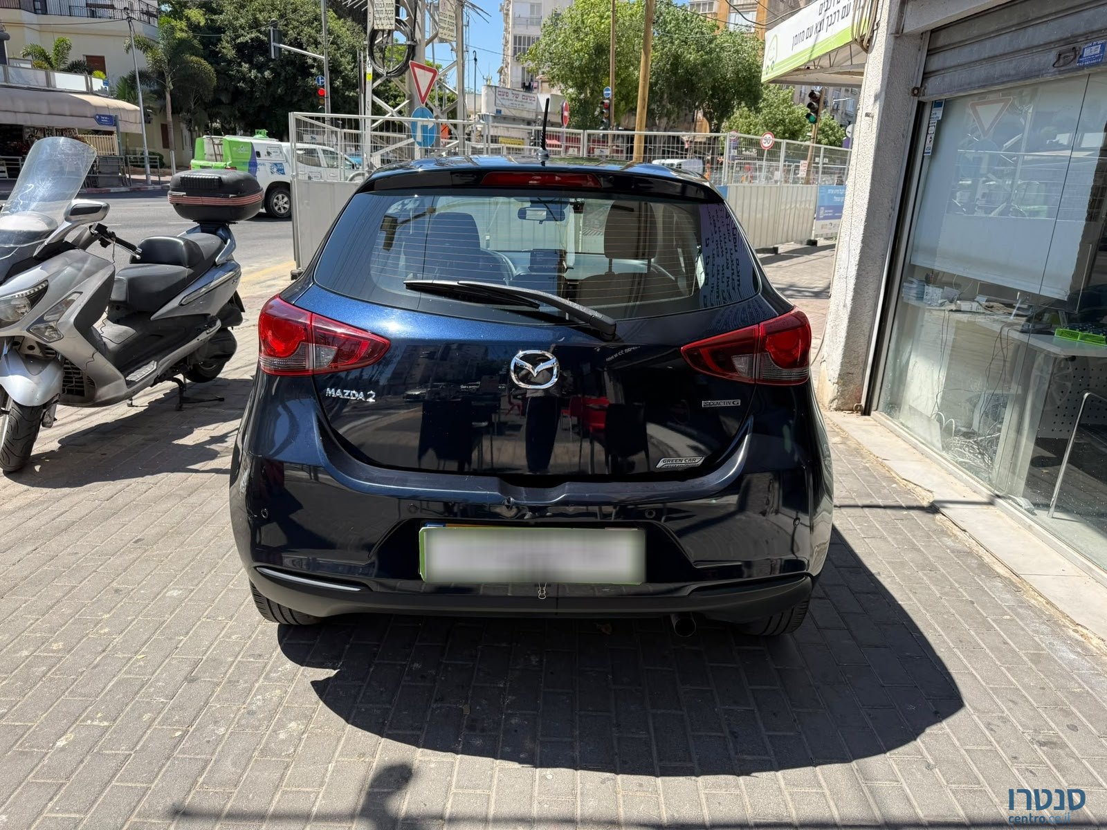 2022' Mazda 2 photo #5