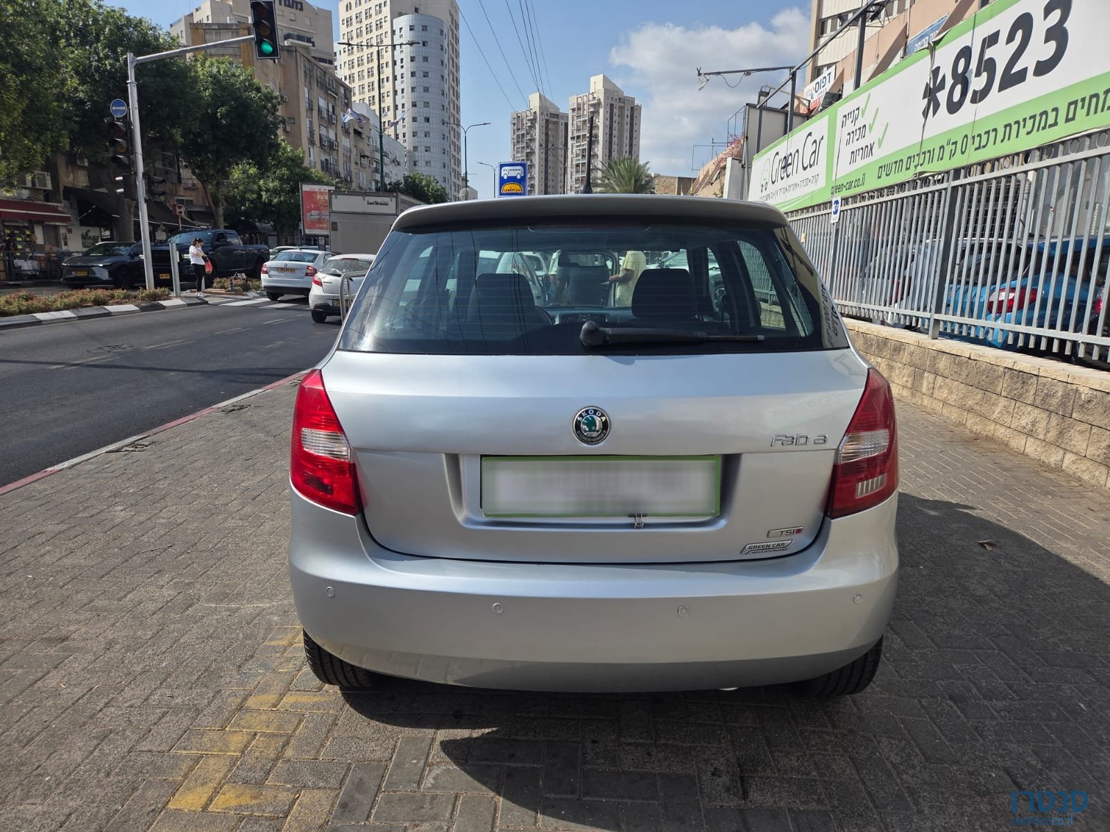 2011' Skoda Fabia photo #6