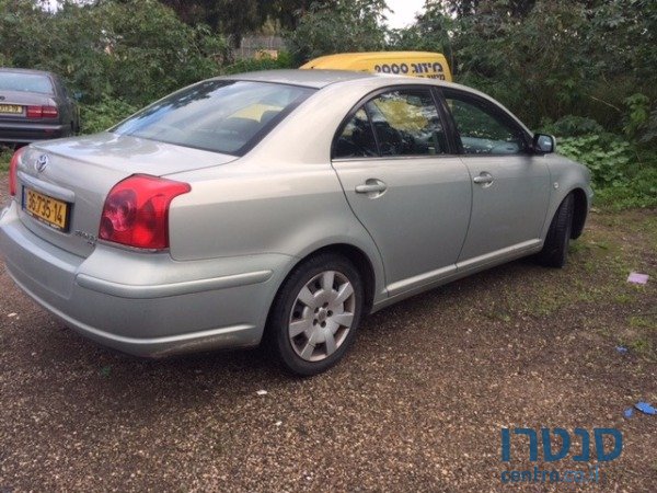 2006' Toyota Avensis photo #2