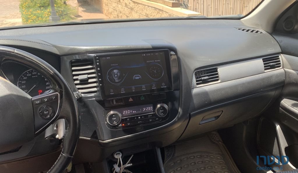 2016' Mitsubishi Outlander מיצובישי אאוטלנדר photo #5