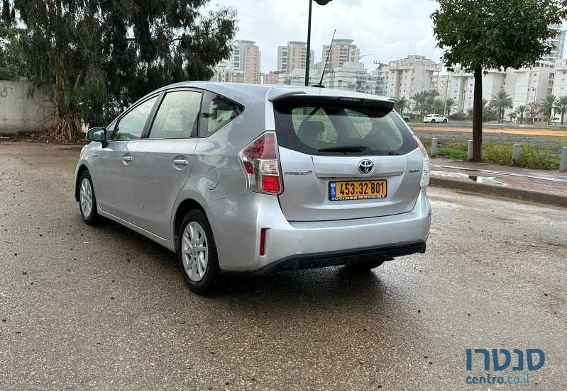 2018' Toyota Prius טויוטה פריוס פלוס photo #5